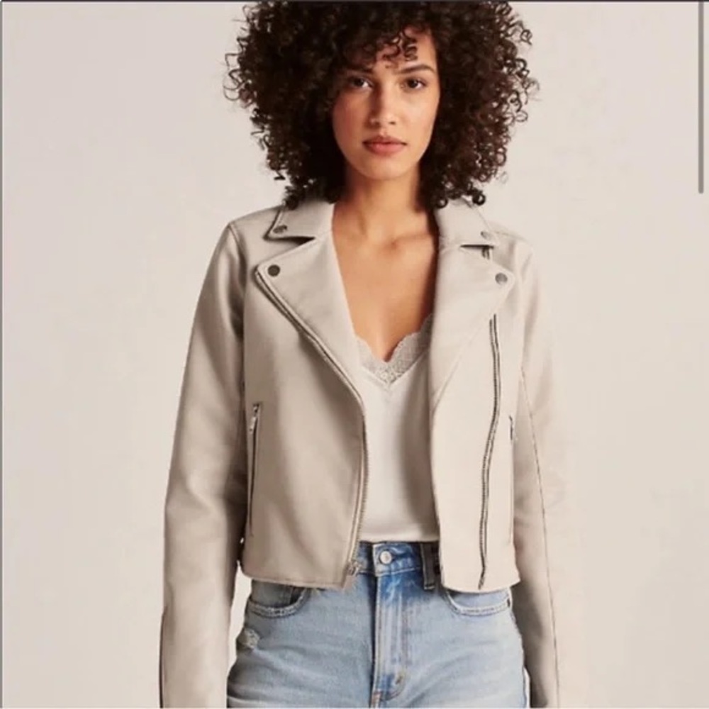 Abercrombie & Fitch Light Creme Cropped Vegan Leather Jacket